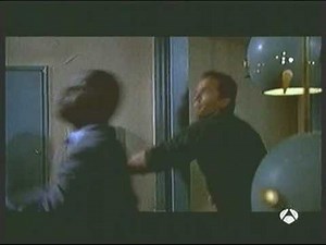 Commando- Schwarzenegger vs Cook