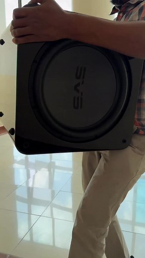 Unboxed @svs_sound SB-5000 R|Evolution Subwoofer, Piano Gloss Black and ran the initial bass tests..🔥🔥 Overview With the emergence of new flagship SVS subwoofers, it was only a matter of time before the unprecedented technology made its way to newer models at prices within reach of more people. Now, the 5000 R|Evolution Series brings a level of performance and a user experience that far exceeds anything in its class. Specifications 🔘Driver 15” 🔘Amplifier 2000 watts RMS (5000 watts peak), Cla