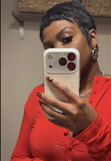 I didn’t let a little cold weather win #pixiecut #womenover40 #ootn