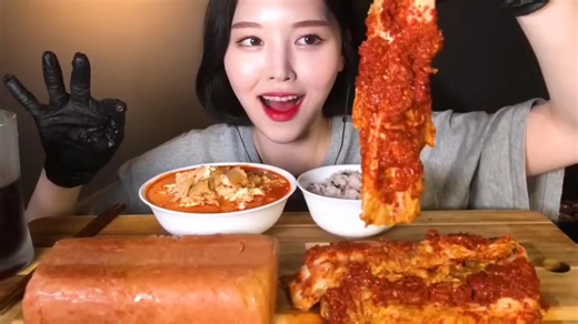 Enjoy Spicy Mukbang ASMR with Boki