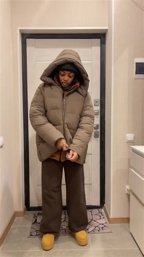 This cold will make you dress like a clown 🤦‍♀️ #europe #creatorsearchinsights #foryoupage #humor #eastherneurope