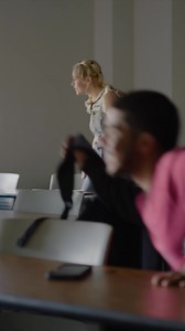 Small class sizes give you room to be your best at Valencia College. Classes start January 12. | Valencia College
