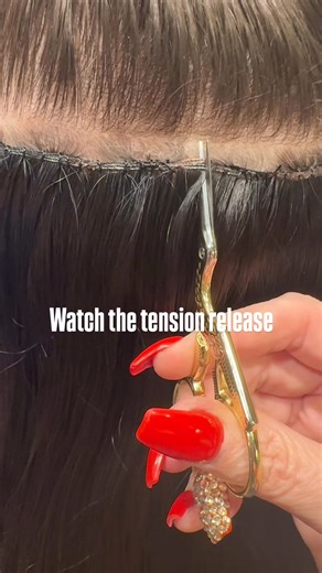 Full story over on my instagram @kellymaxwellhair or head on over to kellymaxwellhairextensions.com | Kelly Maxwell