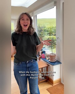 "I simply cannot get over how meaningful this gift is to me." - Josie 🌟🌟🌟🌟🌟 Discover extraordinary gifting 🌿 Share your feelings with a stunning, symbolic tree gift 🌳 Every tree has a story which is enclosed to create a gift with real meaning 💛✋🏽 Adorn your tree gift with an engraved brass plaque for that extra special touch! 💕 Free scheduled delivery available 📦 | The Present Tree