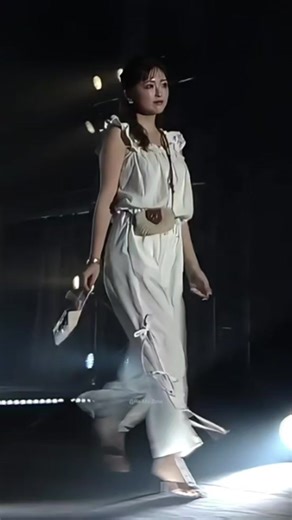 Exploring Japan's Unique Beauty Ideals Get your Japan beauty at https://www.pinkparlour.com.ph/ #JapanBeauty #BeautyStandards #TimelessElegance #Minimalism #CulturalBeauty #BeautyByNation #BeautyTrends #AsianBeauty #CulturalTrends #GlobalBeauty