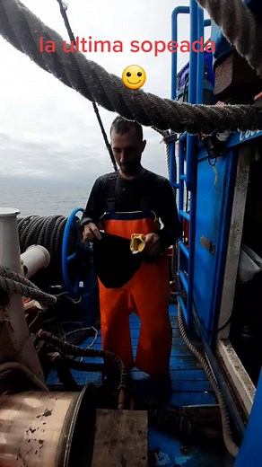 Fishing Gear Sorting on the Ocean: The Last Watch
