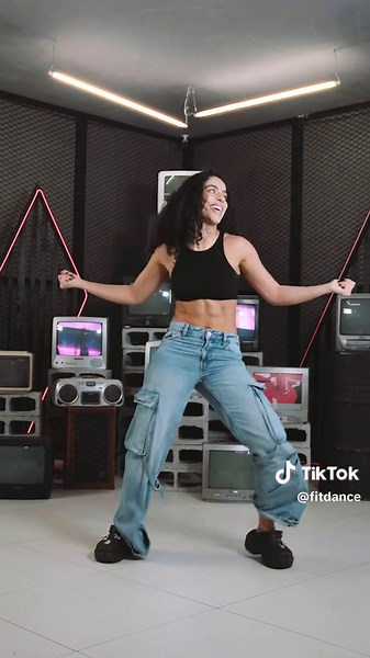 Coreografia de funk para dançar | FitDance 2024