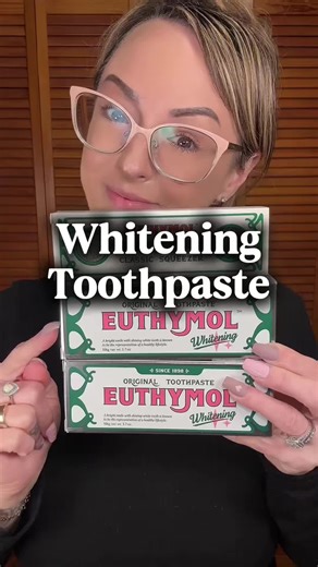 The Euthymol Whitening Duo is officially here to save your coffee-stained teeth and aesthetic bathroom goals! ☕️🚫 Why You’ll Love It: • Whitening Power: Specifically formulated to erase tea, coffee, and wine stains. 🍷 • The Vibe: That iconic, vintage British packaging that looks stunning on your vanity. • Total Protection: Contains 1100ppm Fluoride to keep your enamel strong and cavities away. 🛡️ • The