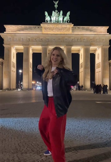 Had to bring this trend back to Berlin #dancer #viral #fyp #dance #berlin