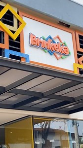 Na Brinkeka, você encontrará uma ampla variedade de opções da boneca...