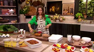 29K views · 803 reactions | Dawn Russell's in the kitchen with Drew to teach us how to make a delicious fruit cobbler. chia seed pudding, and an awesome mint smoothie that'll help satisfy your sweet tooth and make your insides happy! | The Drew Barrymore Show | Facebook