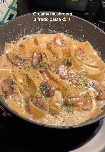 Mushroom Alfredo Pasta: A Creamy Delight Recipe