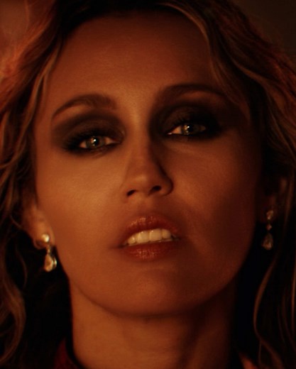 Dream As One from Avatar: Fire And Ash music video out now. Directed by Glen Luchford.