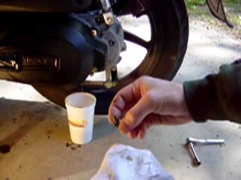 Kymco Super8 Scooter Gear Oil Change