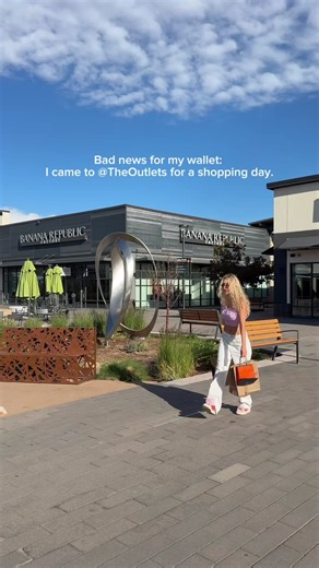 Outlet shopping haul tips: how to avoid impulse buys at premium outlets