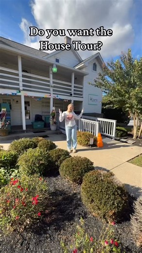 A short and sweet house tour! 😊 Welcome to Lucy’s! We’re a small business located in Frederick, Maryland offering a wide selection of gently used children’s clothing and maternity apparel, baby equipment, toys, footwear, books, and much more. We consign and sell quality, name brand items. Shop with us at 9809 Liberty Road on Tuesdays, Thursdays, and Saturdays! 🛍️ #lucysconsignment #secondhand #shopping #thrifty #frederick #frederickmd #newmarket #trends #kids #momlife | Lucy's Consignment