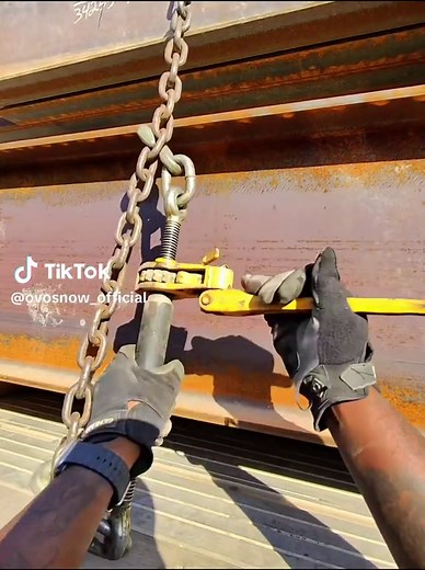 How to Use a Ratchet Binder for Trucking