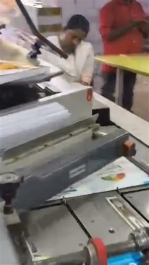 Six clamp book binding machine