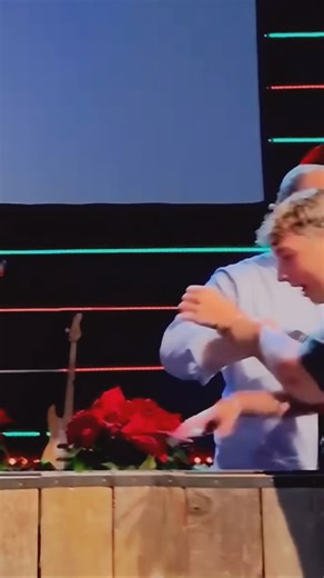 Baptism day tomorrow! Come out and celebrate with us as believers make a public declaration for Jesus! Remember if you’re getting baptized, wear a black t shirt and black pants and bring a change of clothes for after service! We are so excited to celebrate with you 拾 | Overflow Church PDX | Facebook