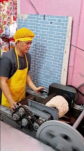 how to operate dough roller?bread machine