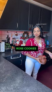 Rose cookies , a flower that you can actually eat 😋😋 #rosecookies #dessertrecipe #cookingram | sophiescookingspree