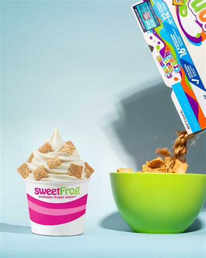 This one’s for the cereal lovers! 😍🥣 Our Froyo with Cinnamon Toast Crunch™ cereal is packed with sweet nostalgia and cinnamon-sugar goodness 🤤 | sweetFrog Premium Frozen Yogurt