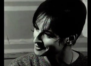 "Ma vie de femme qui chante est un perpétuel miracle" racontait Barbara en 1965 au micro de la RTS. A cette époque, elle présente son album "Barbara n°2" à redécouvrir ici : 🎧 https://barbara.lnk.to/numero2FP | Barbara