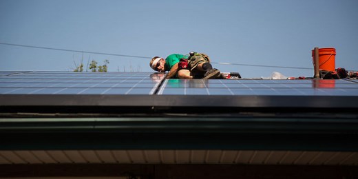 SolarCity was insolvent when Tesla paid $2.6 billion to buy it, lawsuit says