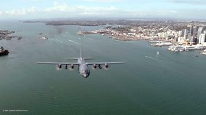 Now that’s what we call a warm welcome! ✈️ Our Hercules aircraft and an Orion aircraft flying over Auckland harbour welcoming the Royal New Zealand Navy’s newest ship Aotearoa to New Zealand. Did you spot us in the skies? #NZAirForce #Force4NZ | Royal New Zealand Air Force