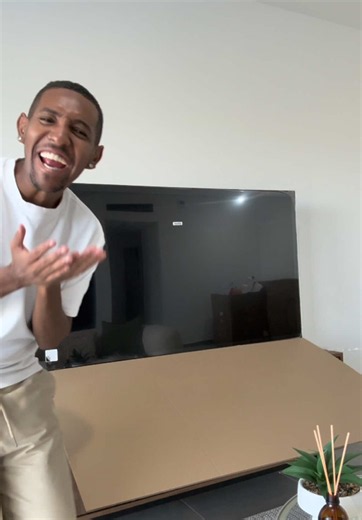 מעבר דירה פרק 5: הגעת מוצרי החשמל! שירות 10/10 מא.ל.מ