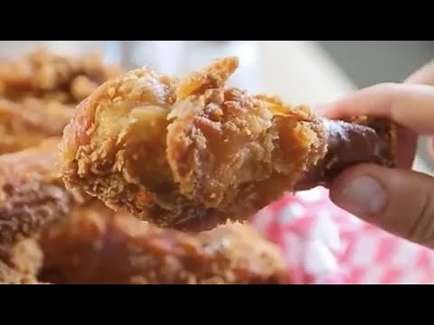 The Best Fried Chicken Featured On Diners, Drive-Ins, And Dives