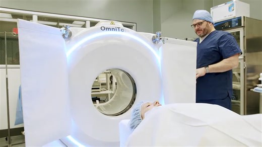 一款用于急诊和ICU的移动CT