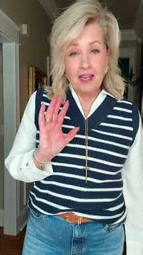 Easy Chic Outfit for Women Over 50 #widelegjeans #handbag #casualstyle