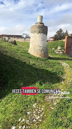 QUÉ VER EN VALLADOLID: BODEGAS TRADICIONALES EN CASTRONUÑO Si vas a viajar a Valladolid y quieres organizar el viaje por tu cuenta⬇️ 👉En la descripción de nuestro perfil tienes el enlace a www.Organizotuviaje.com y en la página principal una lupa de búsqueda para ir directo a la guía escrita de los mejores sitios que conocer en la provincia de Valladolid , donde te dejamos todos los consejos útiles de este viaje 😉 ♥️¡Además cómo resumirlo todo por aquí no es posible, en las guías escritas ➡️ w
