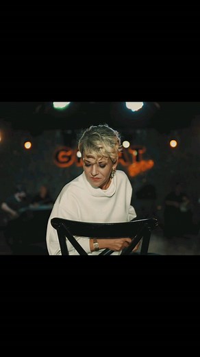 SENİN DE KALBİN BIR DEFA YANAR O AN NE KIS OLUR NEDE SONBAHAR GİT DÜŞÜN AKŞAMDAN SABAHA KARAR İ İŞTE O AN SENİN BANA İHTİYACIN VAR #incimercan #ihtiyacinvar | İnci Mercan