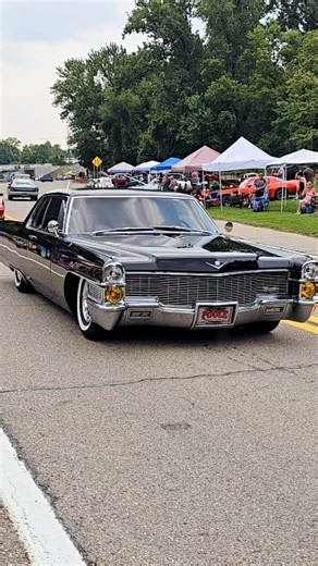 1965 Cadillac Coupe DeVille Classic Car Drive By Engine Sound Cruisin' Hines 2024 | Casey Faitel
