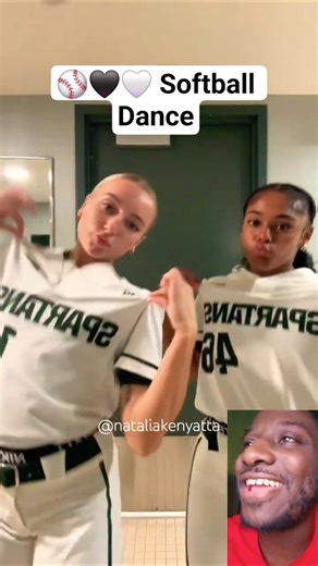 ⚾️🖤🤍 SOFTBALL DANCE MOVES #cheer #cheerleading #highschool #softball