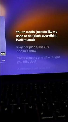 Olivia Rodrigo - deja vu (Lyrics)