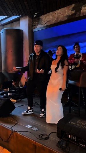 Aida Cortés: Videos, Canciones y Momentos Inolvidables