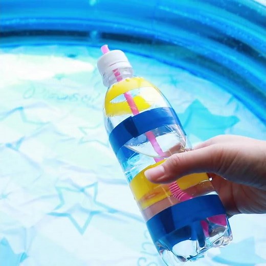 ペットボトルで水鉄砲をつくろう