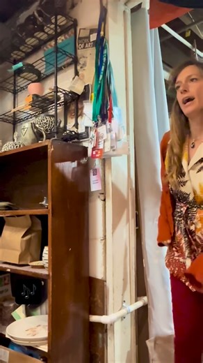 Unloading the kiln can be such a wave of emotions! 🤪🥹😖 Excitement, then oh shit, the OMG , then crap! About 55 out of 60 pieces turned out in this firing. One of my glazes I have been using for a long time “ran” quite badly. I noticed when I was applying it, it seemed quite thick.🫣 So note for future self, is to always good to do a specific gravity test on a glaze you haven’t used in a long while. Ok 👌 Also, the original “Ancient copper” mid fire glaze from @amacobrent turned out AMAZING! �