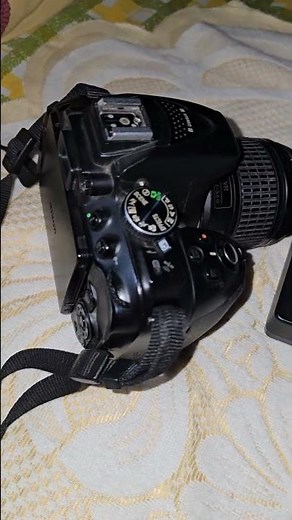 Nikon D5300 Camera Battery & Charger