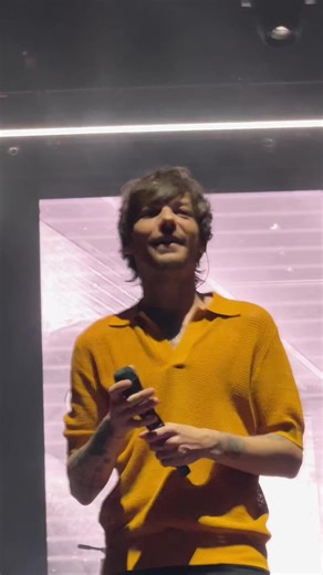 Louis Tomlinson Hair Transformation in Amsterdam