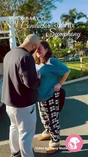 Birth @ Grace Robynne & Slaine blew our minds, in the best way 🥰 The beautiful cascade of hormones in labour is a finely tuned, natural process where several key hormones work together to initiate, progress, and complete childbirth. This hormonal symphony not only supports the physical aspects of labour but also helps create strong emotional bonds between mother and baby. Here’s a description of the main hormones and their roles: 🌸 1. Oxytocin – The Love Hormone Boosted by: Physical touch, pri