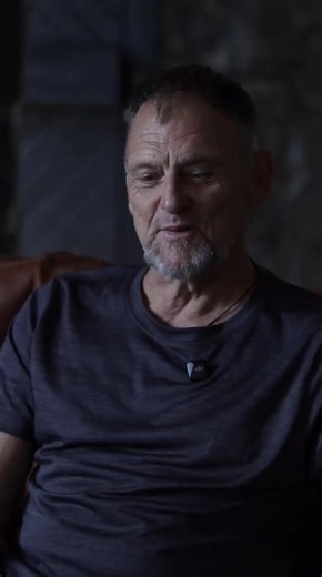 Iemand vra my of Laaste Lag en Laaste Song iets in gemeen het? Kyk hier vir die antwoord. Hierdie vrydag kan jy ook die video kyk op Youtube: https://youtu.be/K5OAVaPorVU | Steve Hofmeyr