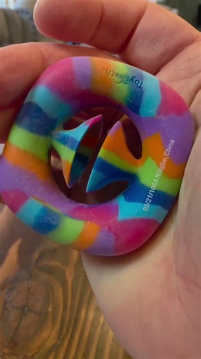 Snazzy Snappers Fidget Toy #fidgettoys #fidgettoy #stimtoys #sensory #stimming