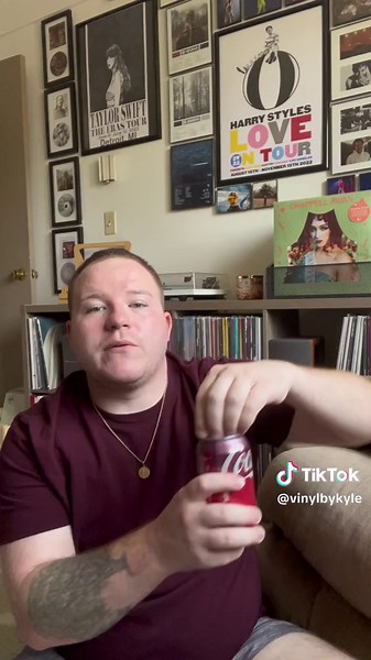 Here’s a small vinyl haul from the last month or so. #vinyl #vinylunboxing #recordsetup #vinylsetup #vinylhaul #musictok #music #vinylcollector #vinylcollection #recordcollector #recordcollection #discovermusic #playedonvinyl #playlist #vinyltok #vinyltiktok #glassanimals #oliviarodrigo #chappell #chappellroan #defleppard