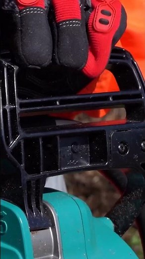 Makita 40vMax XGT Chainsaw