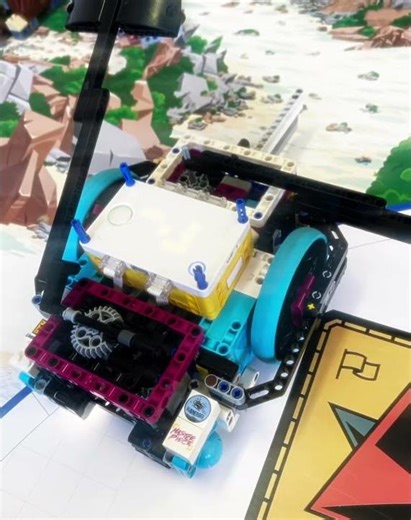 Ancien robot, ancien thème