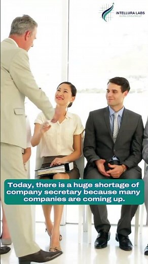 Company Secretary vs. Cost Accountant: Which path will you choose? 🤔💼